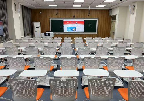 مكتبة الجامعة